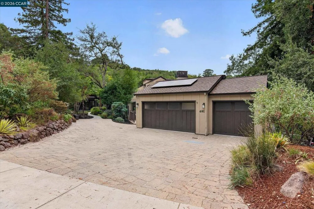 691 Old Jonas Hill Rd Lafayette, CA 94549