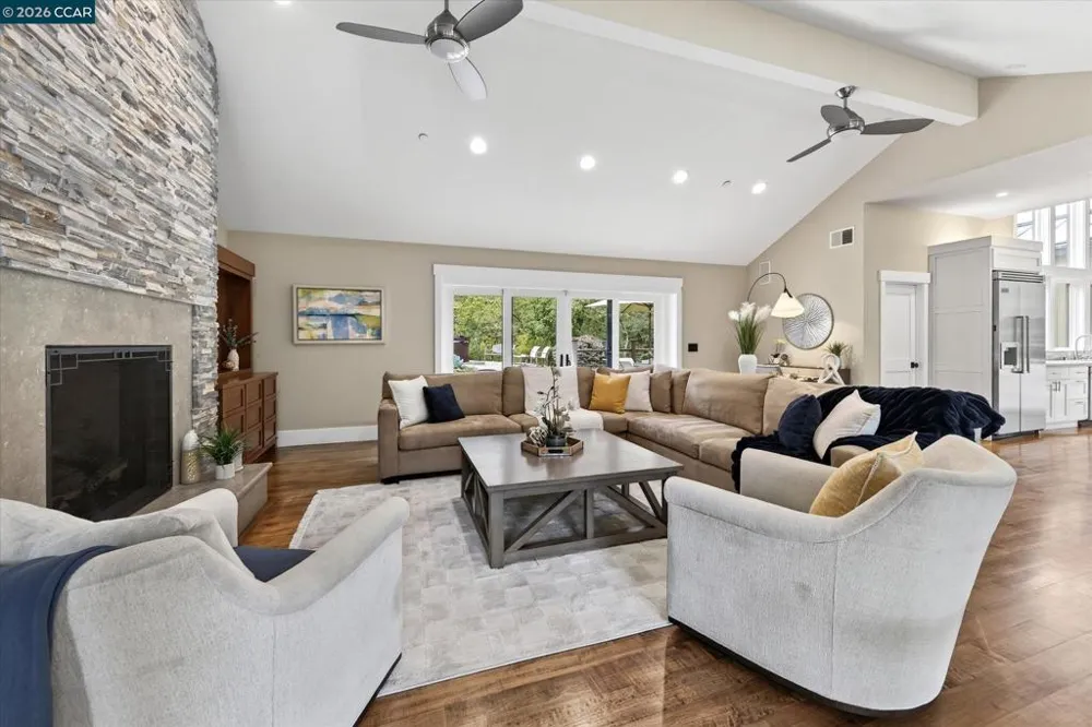 691 Old Jonas Hill Rd Lafayette, CA 94549