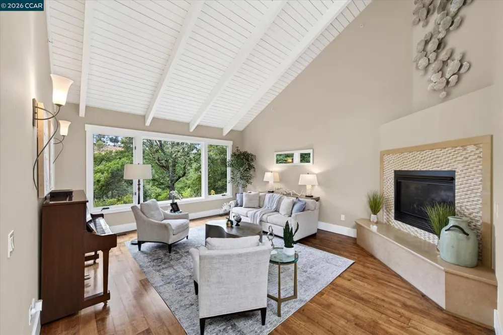 691 Old Jonas Hill Rd Lafayette, CA 94549