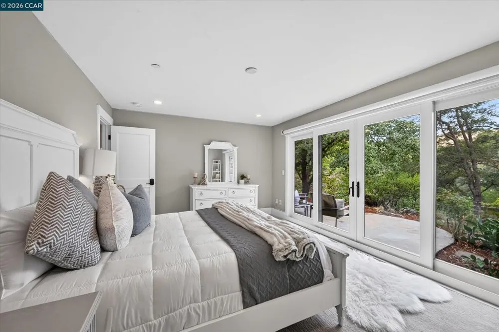 691 Old Jonas Hill Rd Lafayette, CA 94549