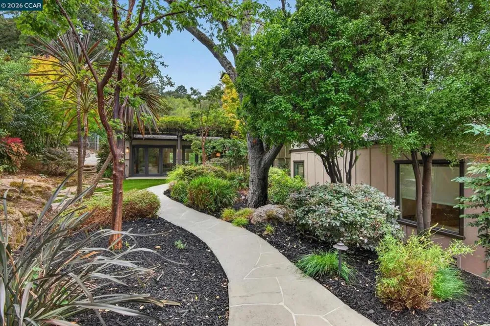 691 Old Jonas Hill Rd Lafayette, CA 94549