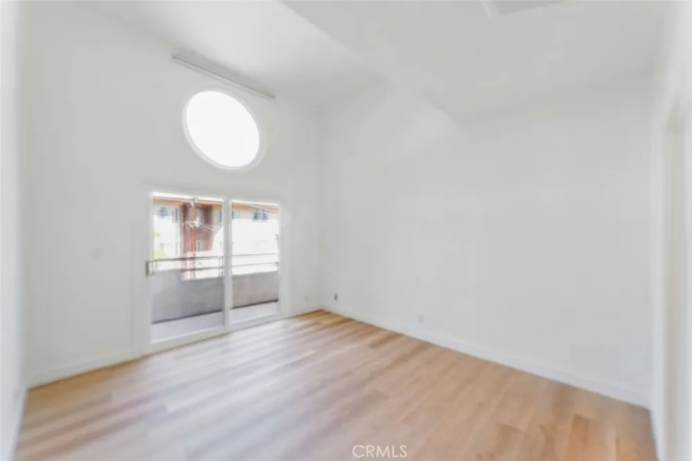 4230 Colfax #304 Studio City, CA 91604