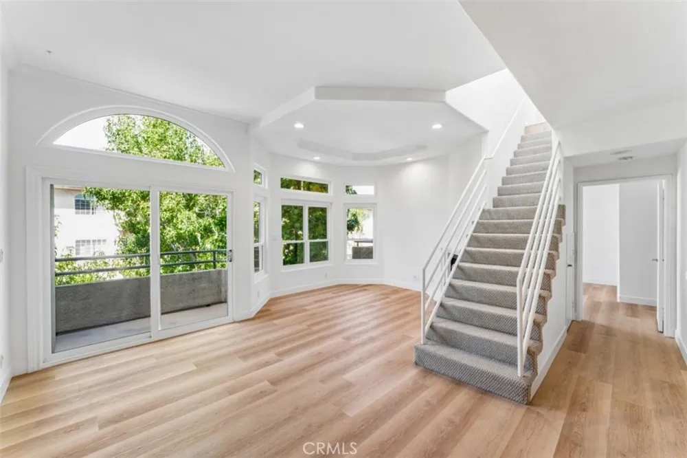 4230 Colfax #304 Studio City, CA 91604