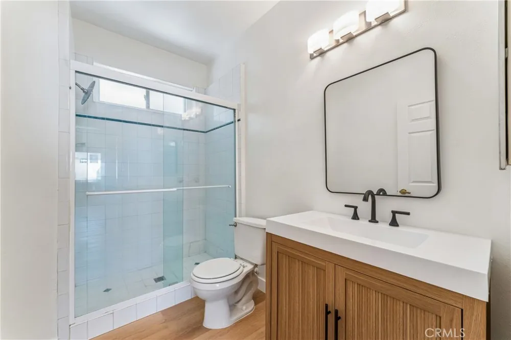 4230 Colfax #304 Studio City, CA 91604
