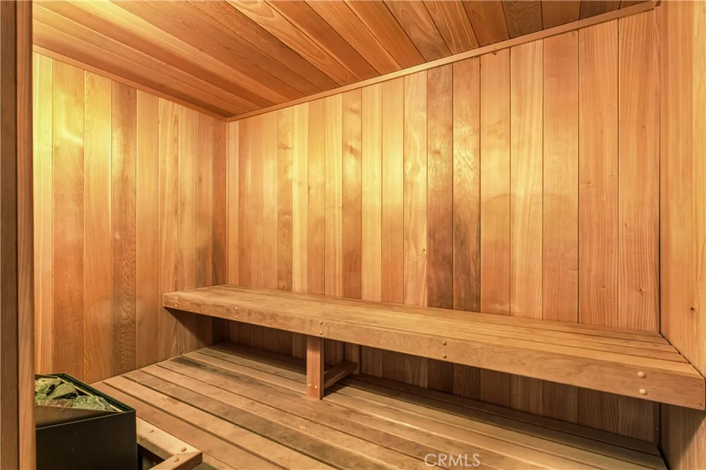 4230 Colfax #304 Studio City, CA 91604
