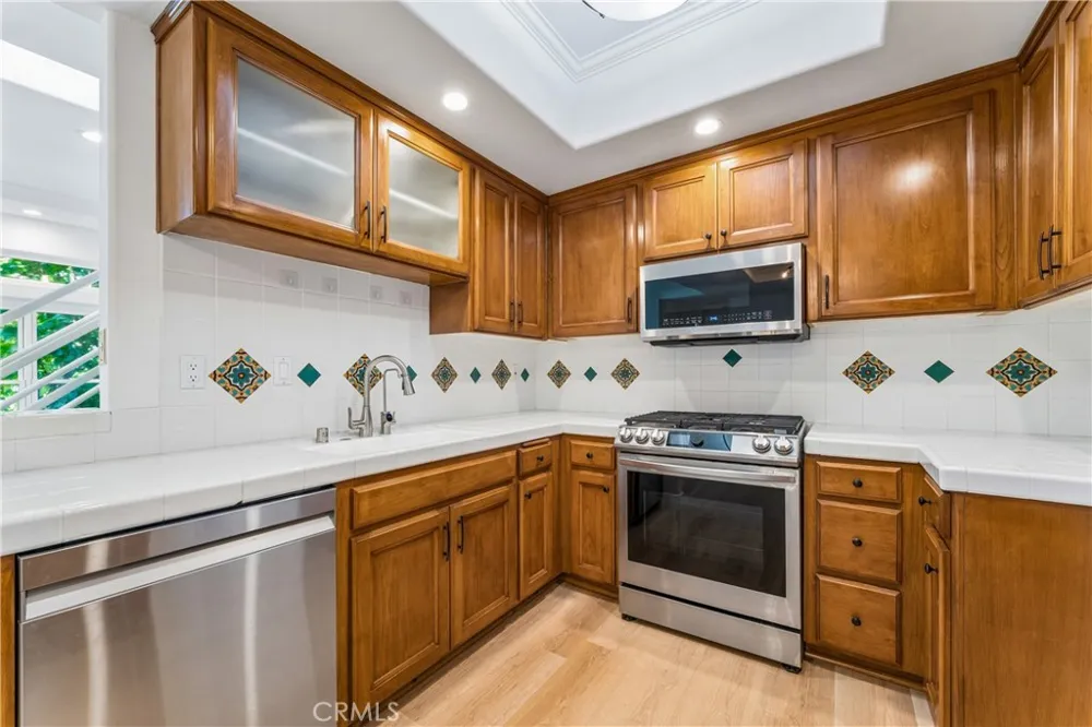 4230 Colfax #304 Studio City, CA 91604