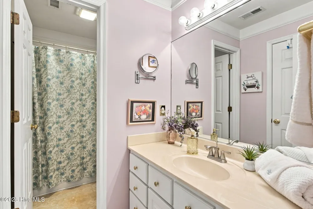 4404 Dragonfly Court SE Southport, NC 28461