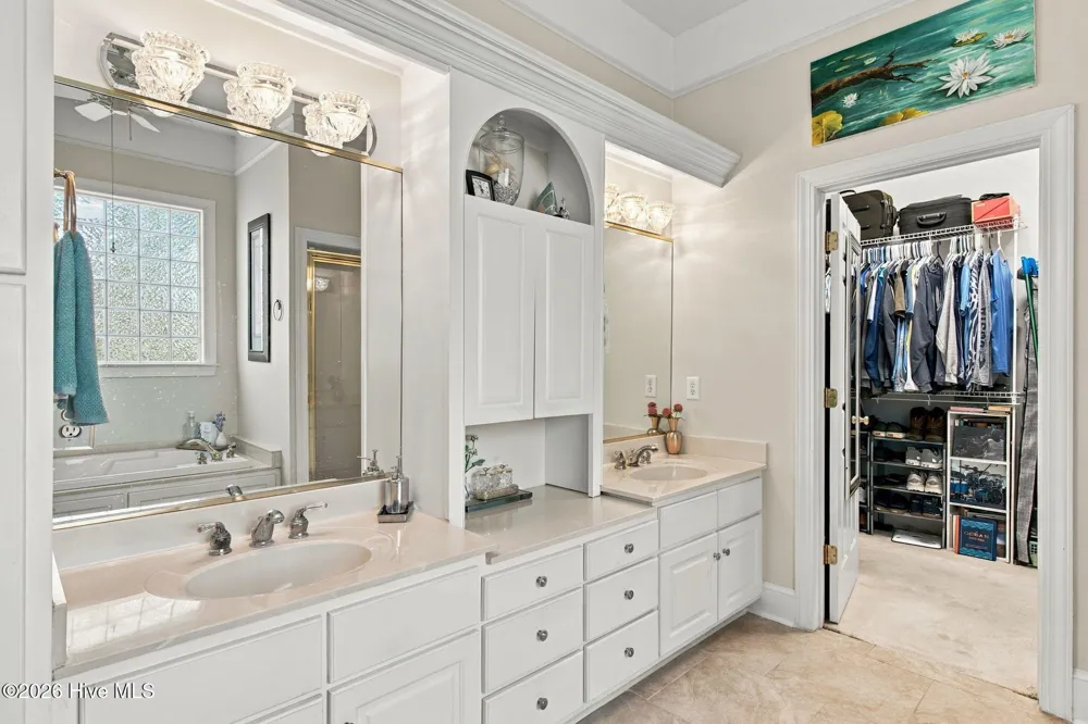4404 Dragonfly Court SE Southport, NC 28461