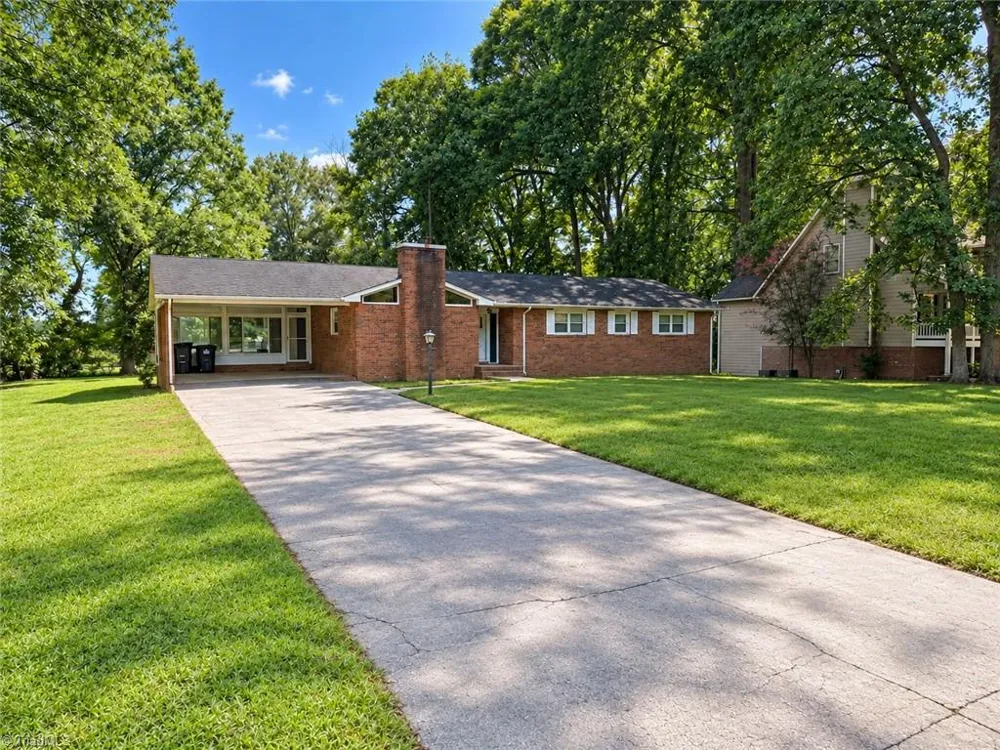 1530 Norwich Road Winston-Salem, NC 27127