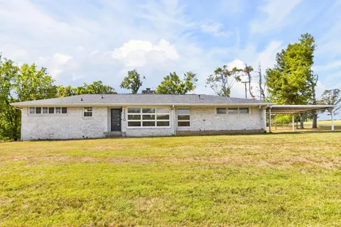 3920 Devonshire Dr
