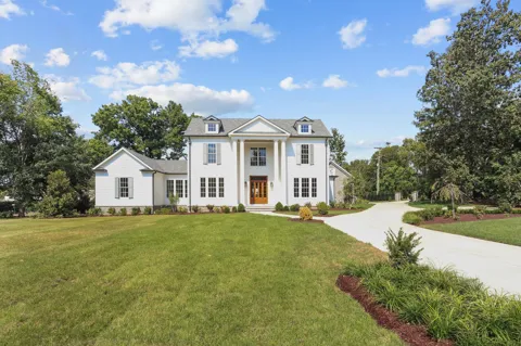 1000 Stonewall Dr