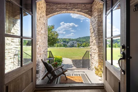 4608 Nadine Ln