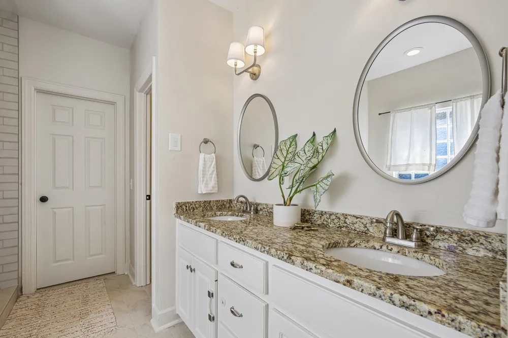 915 Cherry Plum Ct Nashville, TN 37215