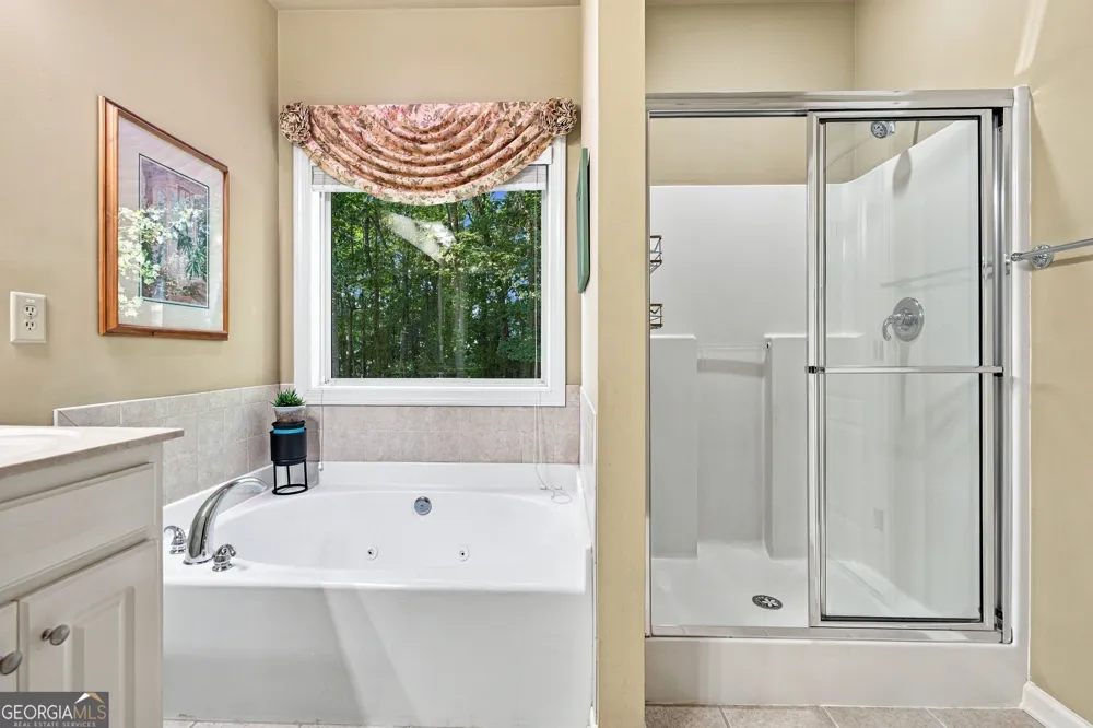 833 Caleb DR Winder, GA 30680