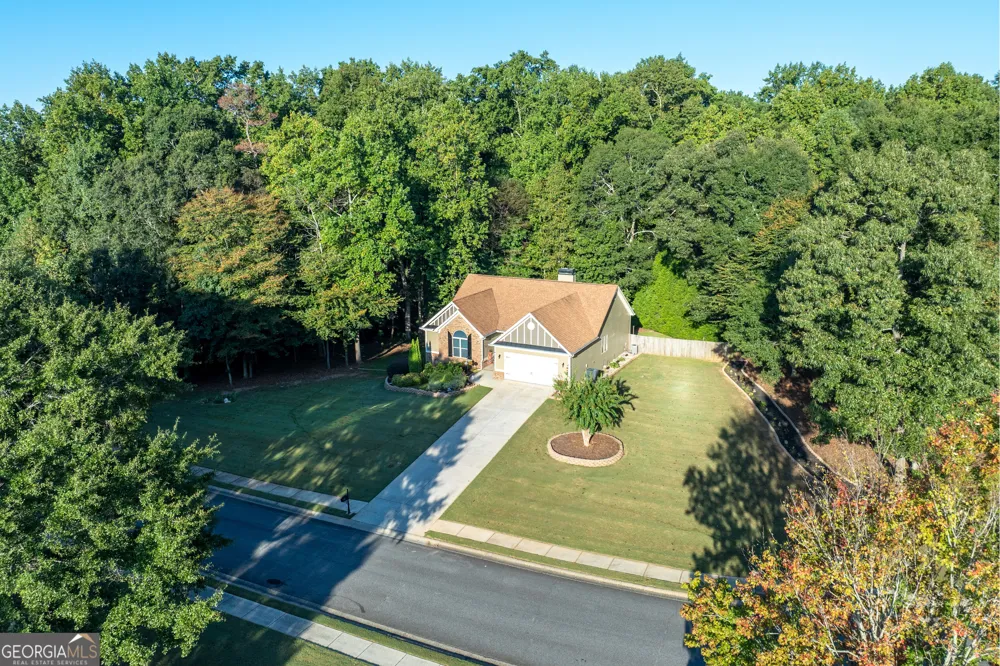 833 Caleb DR Winder, GA 30680