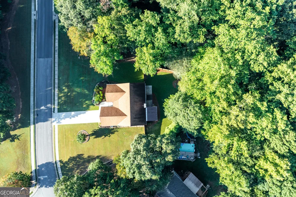 833 Caleb DR Winder, GA 30680