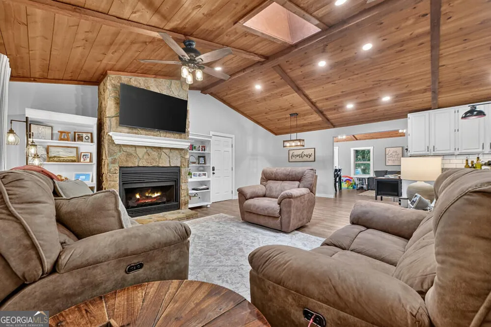 46 White Oak DR Talking Rock, GA 30175