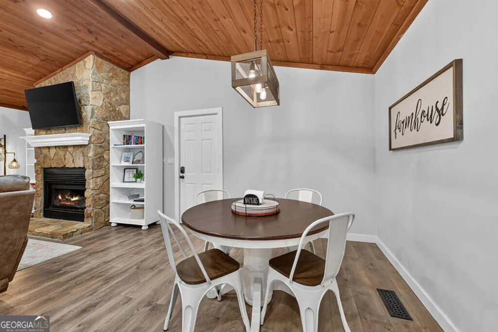 46 White Oak DR Talking Rock, GA 30175