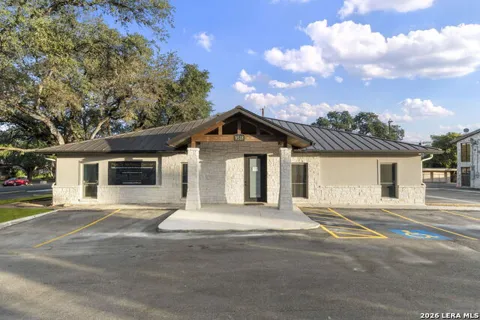 9518 Tioga Dr