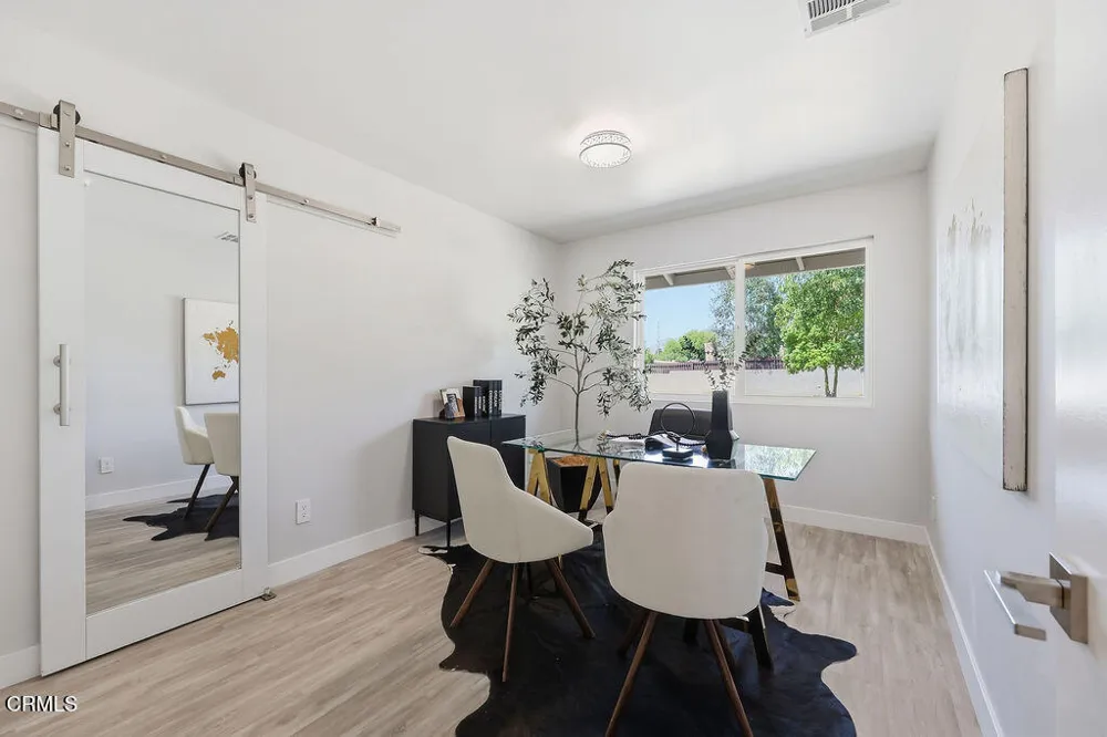13856 Lyle Street Sylmar, CA 91342