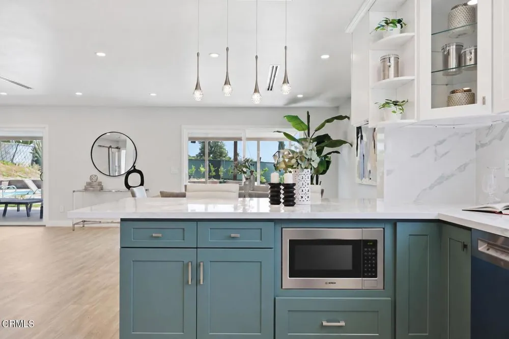 13856 Lyle Street Sylmar, CA 91342