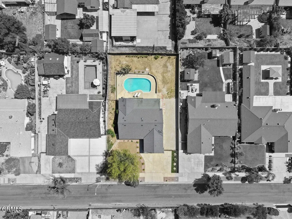 13856 Lyle Street Sylmar, CA 91342