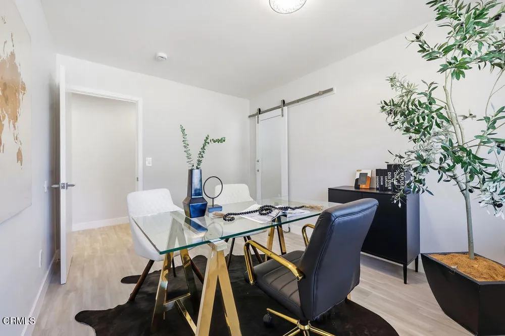 13856 Lyle Street Sylmar, CA 91342
