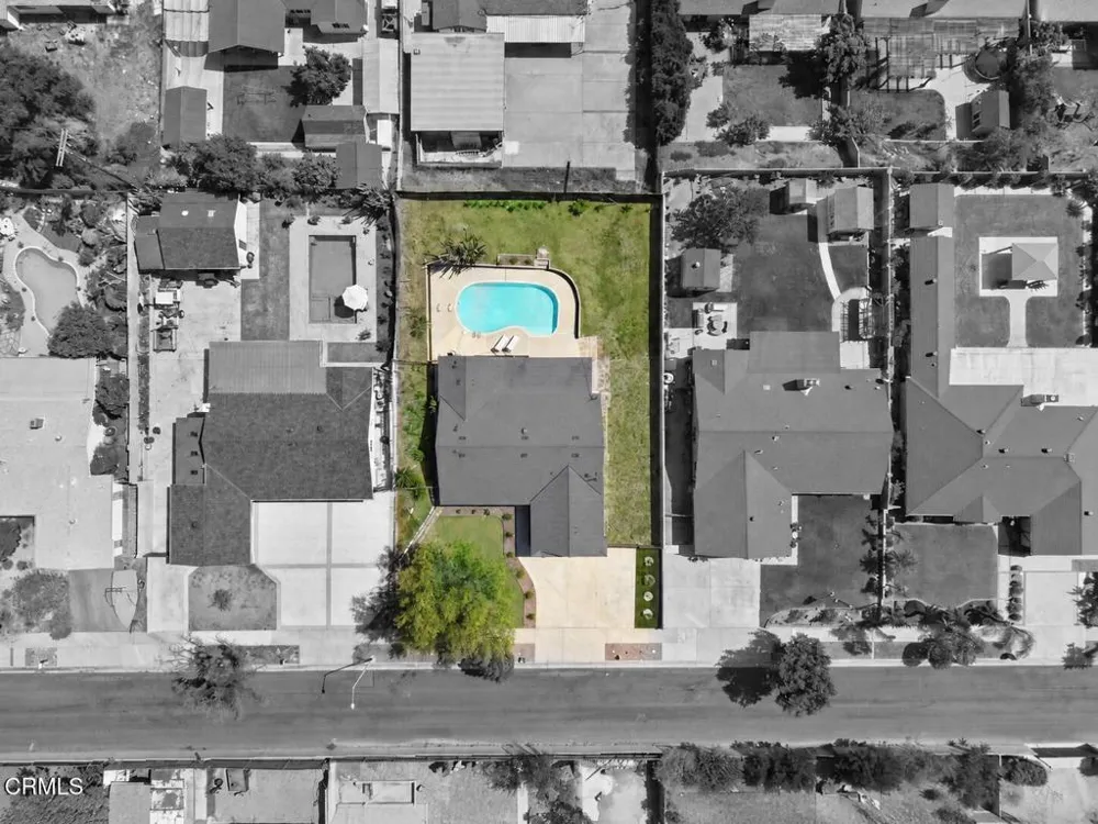 13856 Lyle Street Sylmar, CA 91342