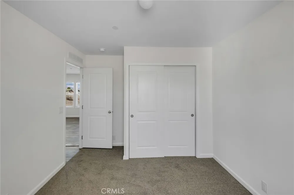 11824 Azure View Road Pinon Hills, CA 92372