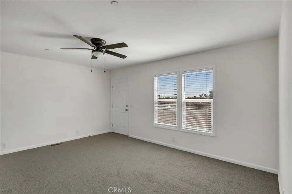 11824 Azure View Road Pinon Hills, CA 92372