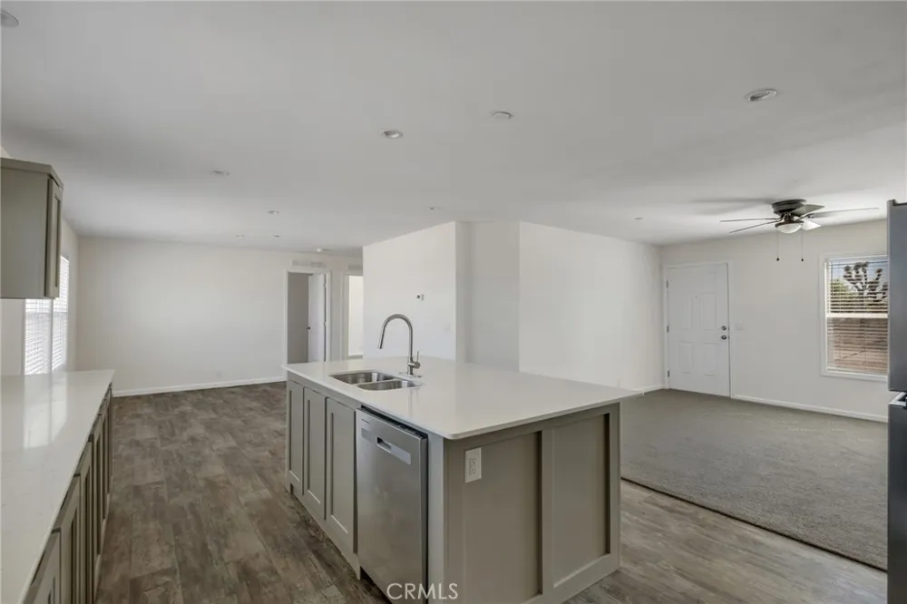 11824 Azure View Road Pinon Hills, CA 92372