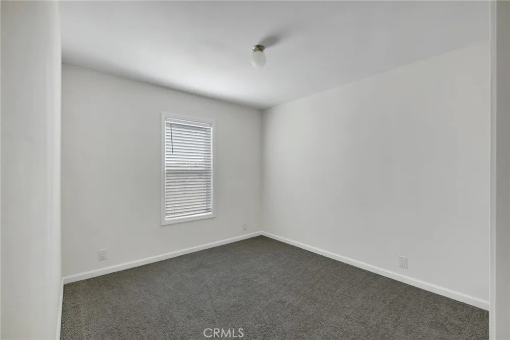 11824 Azure View Road Pinon Hills, CA 92372