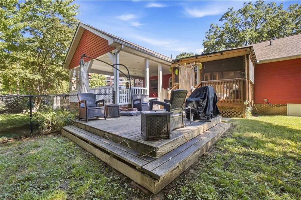 240 Silver Lake Drive Burlington, NC 27215
