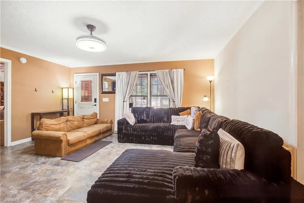 240 Silver Lake Drive Burlington, NC 27215