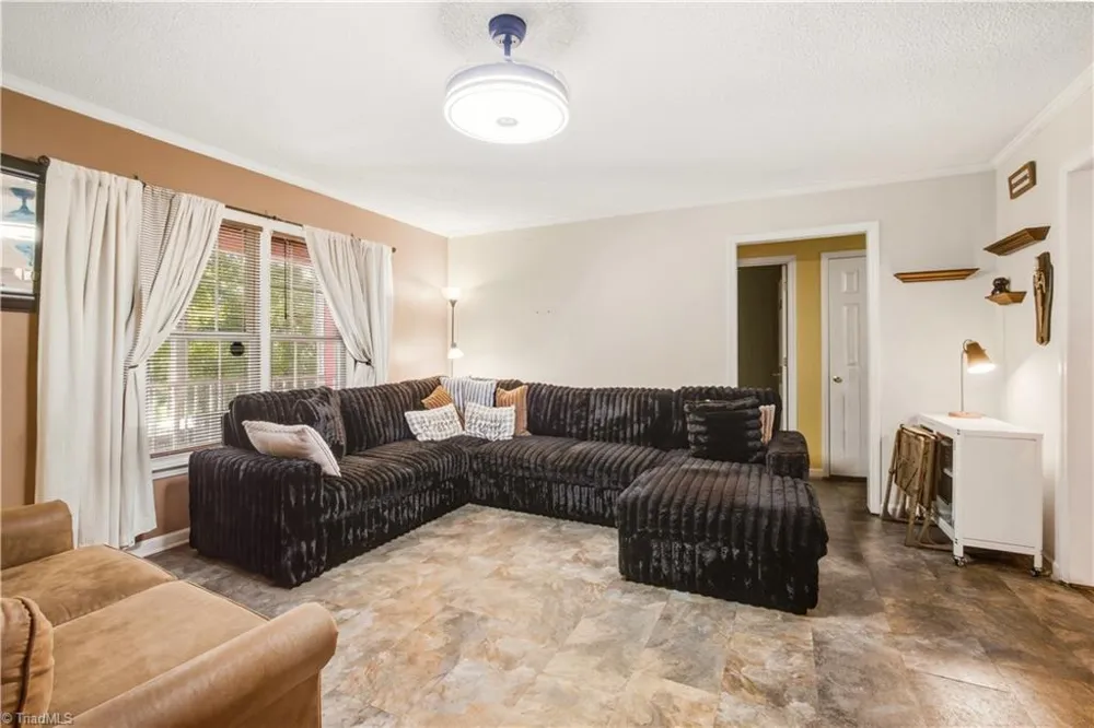 240 Silver Lake Drive Burlington, NC 27215