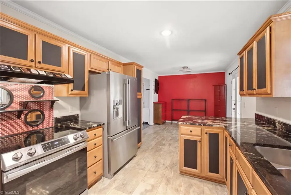 240 Silver Lake Drive Burlington, NC 27215
