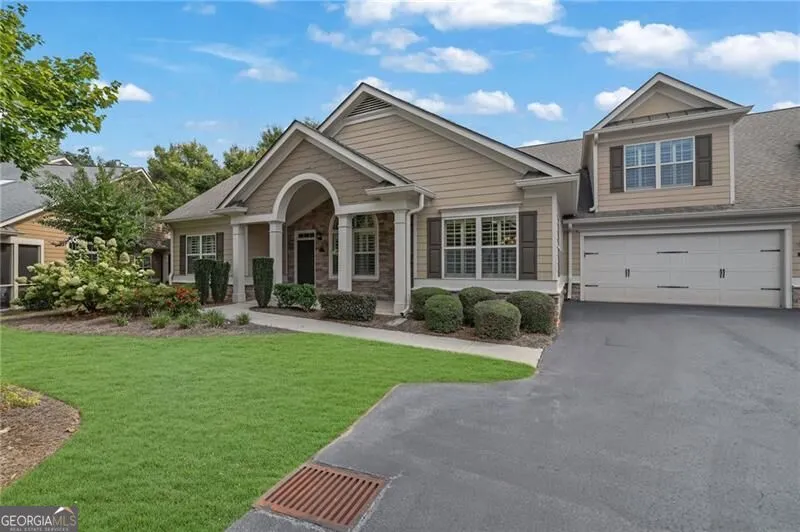 1340 Oak Meadows LN Cumming, GA 30041