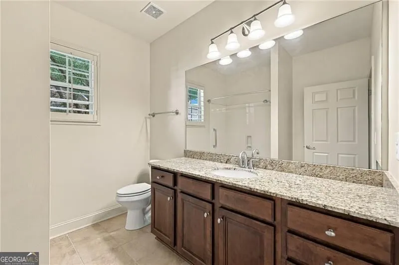 1340 Oak Meadows LN Cumming, GA 30041