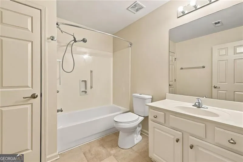 1340 Oak Meadows LN Cumming, GA 30041
