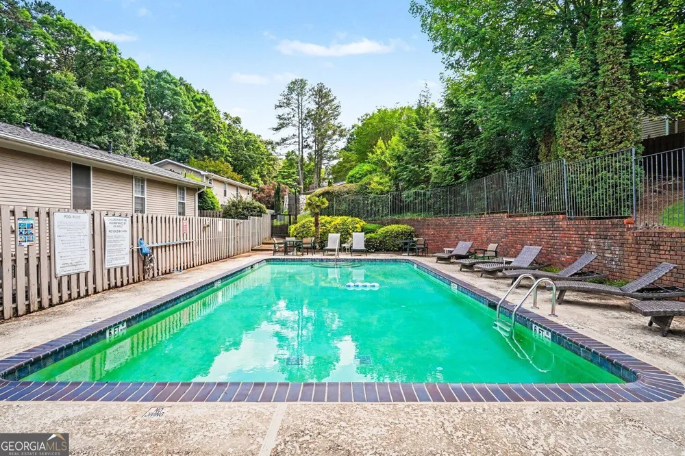 1104 Moorestown CIR Decatur, GA 30033