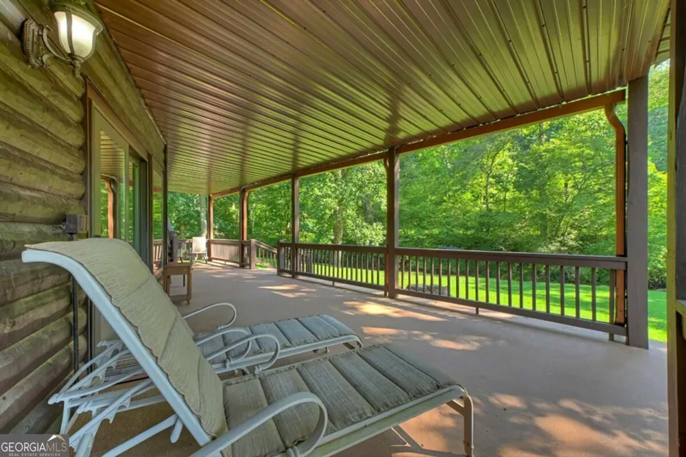 43 Devils Den RD Epworth, GA 30541