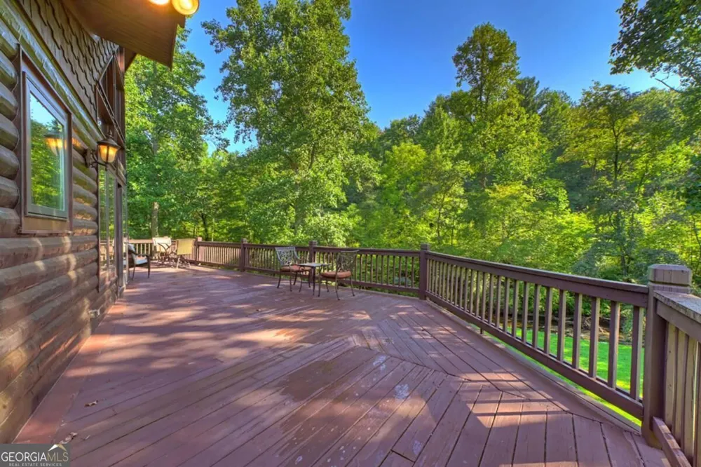 43 Devils Den RD Epworth, GA 30541