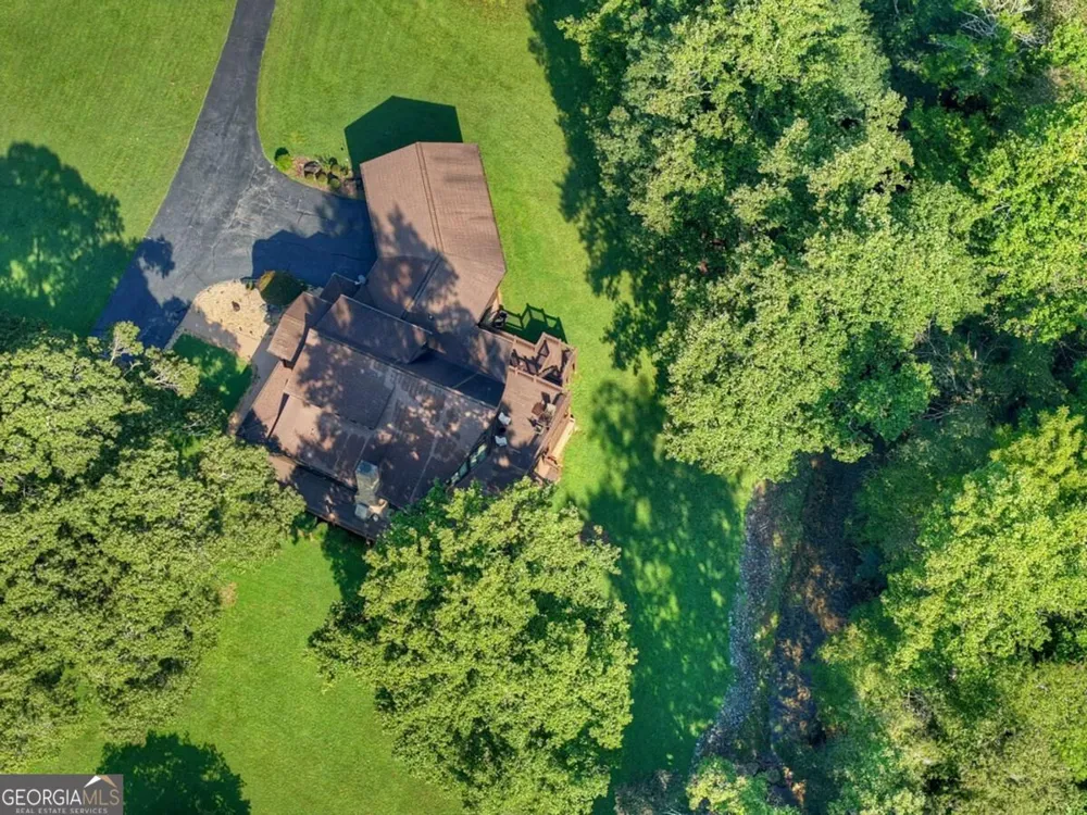 43 Devils Den RD Epworth, GA 30541