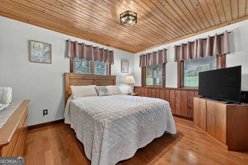 43 Devils Den RD Epworth, GA 30541