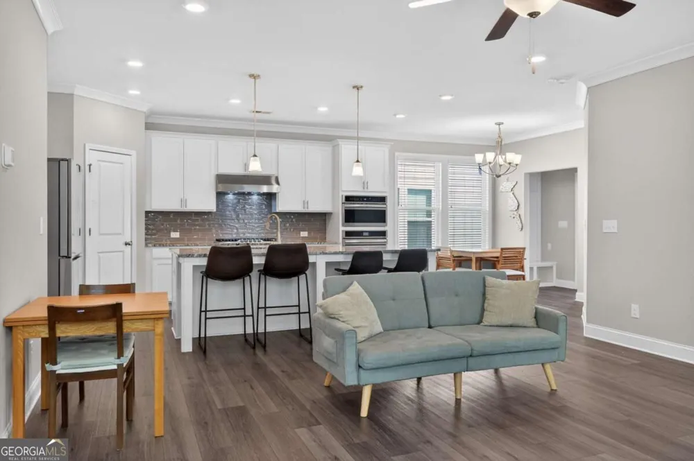 1020 River Park DR Johns Creek, GA 30097