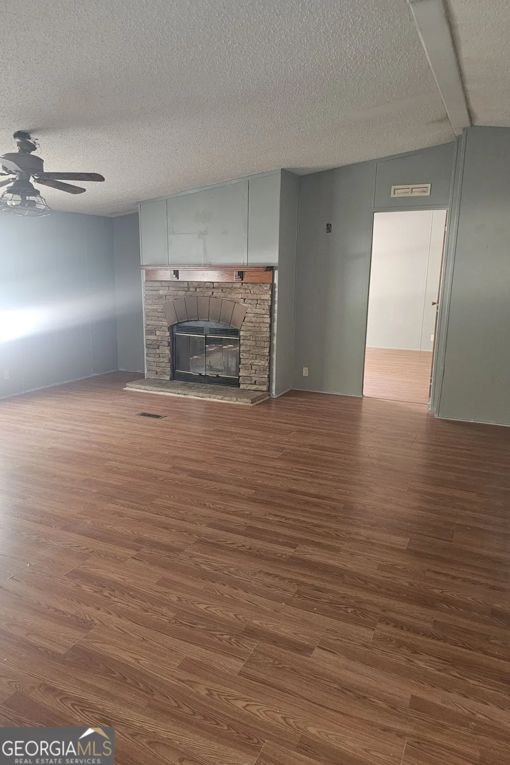 33 Sherwood DR SE Allenhurst, GA 31301