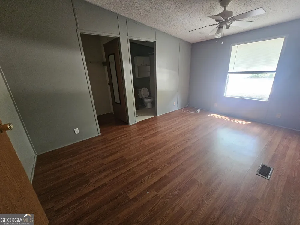 33 Sherwood DR SE Allenhurst, GA 31301