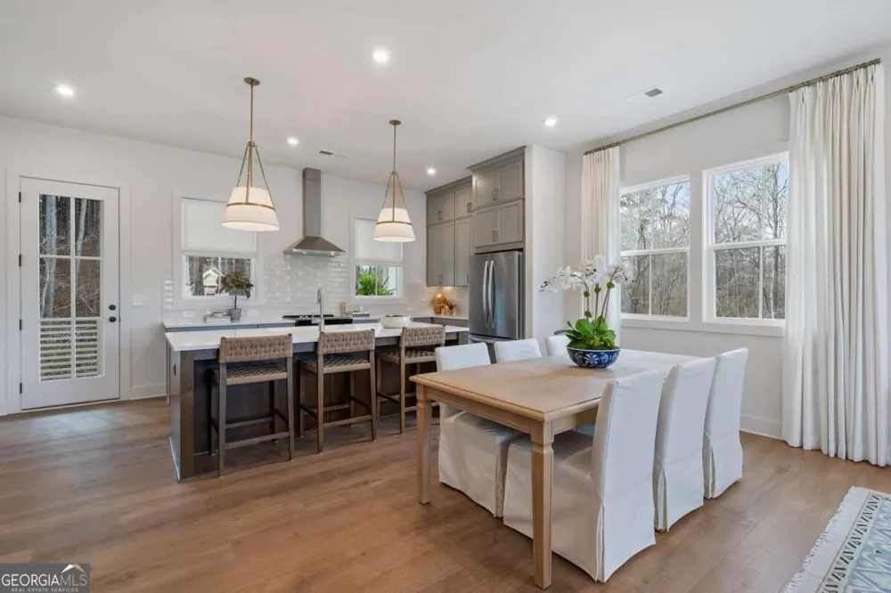 214 Pinecone PL Alpharetta, GA 30022