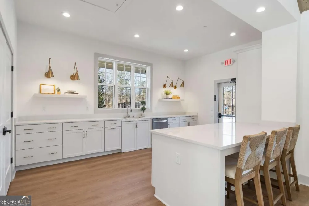 214 Pinecone PL Alpharetta, GA 30022