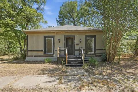 307 S Goodman
